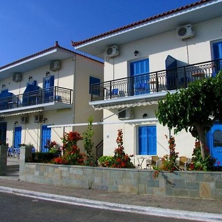Apollon Hotel Tirós エクステリア 写真