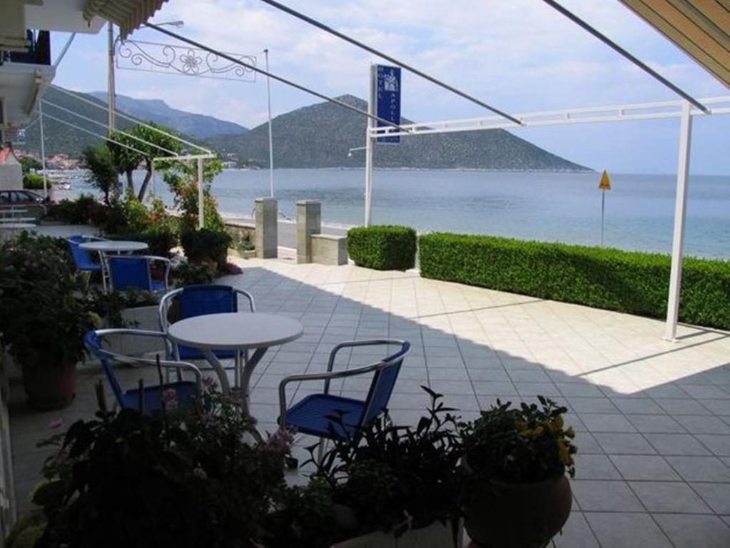 Apollon Hotel Tirós エクステリア 写真